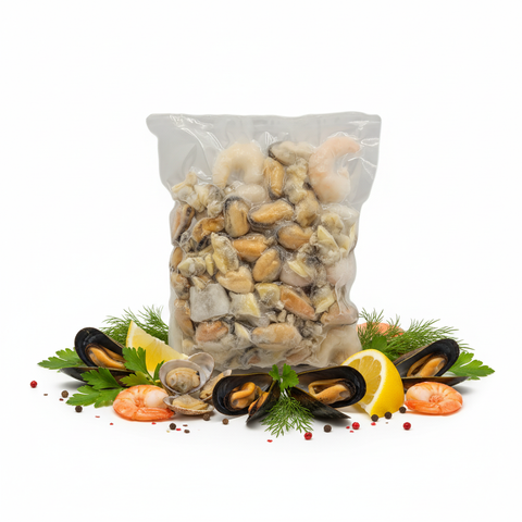 Pack of premium frozen Mélange de Fruits de Mer with mussels, shrimp, squid, clams, and lemon garnish